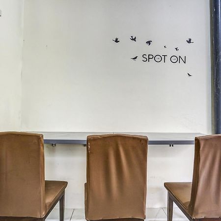 Spot On 90780 Gang Tengah Homestay Syariah Semarang Ngoại thất bức ảnh